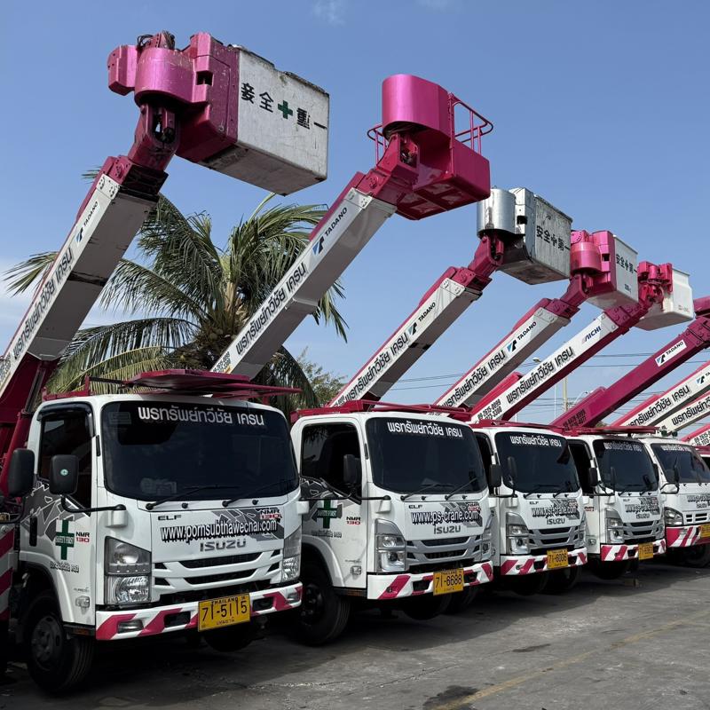 รถกระเช้า Skymast พร้อมให้บริการ